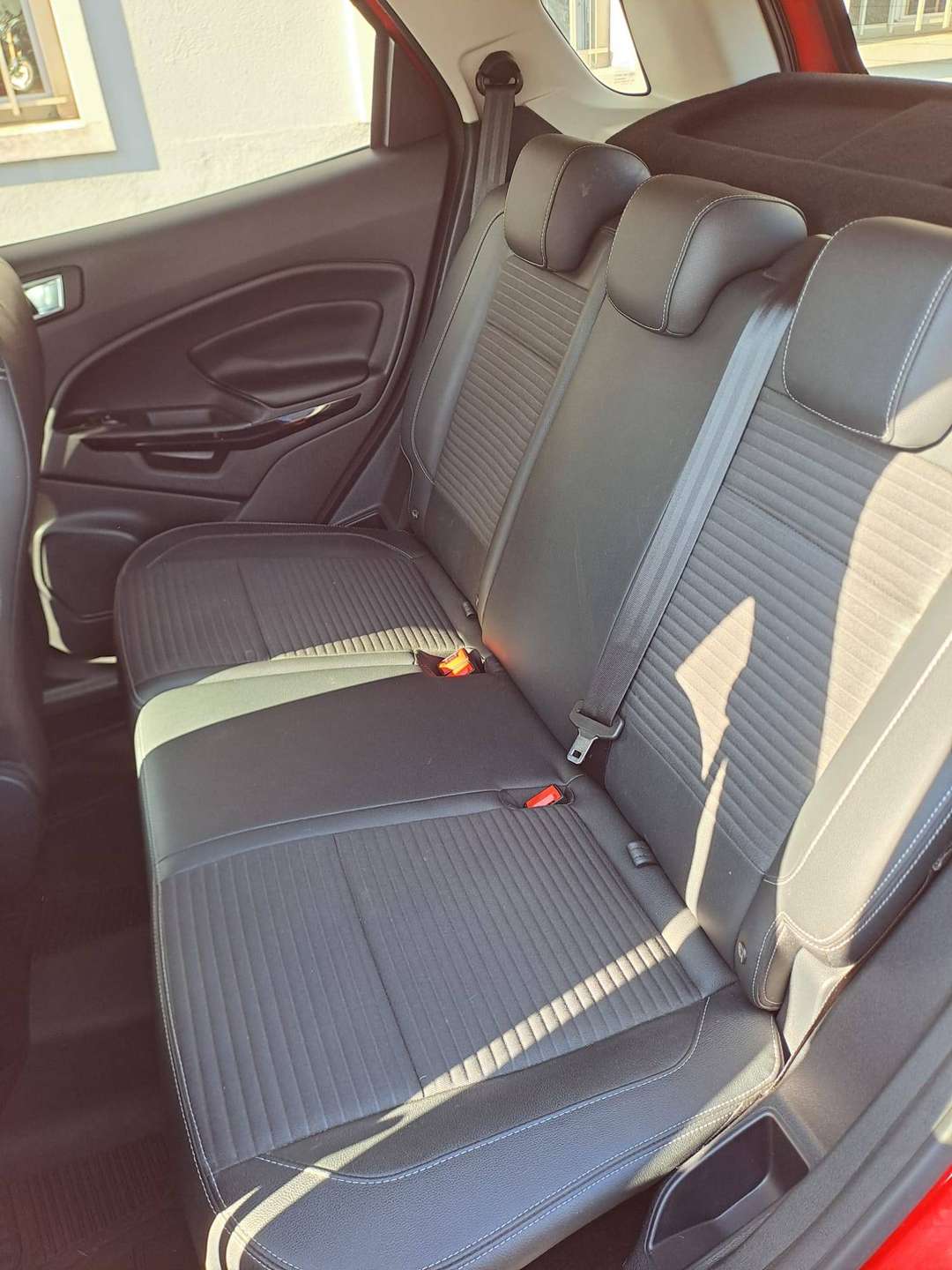 Ford EcoSport  1.0 EcoBoost Titanium