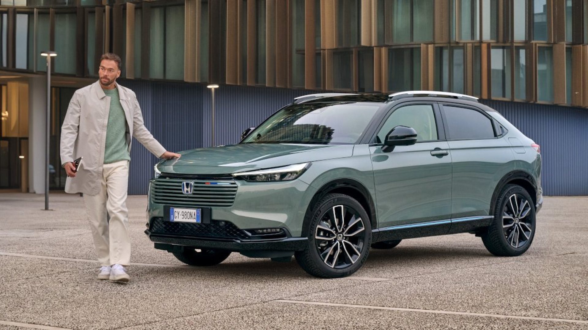 Honda - ZR-V FULL HYBRID - Richiedi test drive